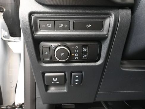Used 2024 Ford F150 Lariat AWD/4WD image 33