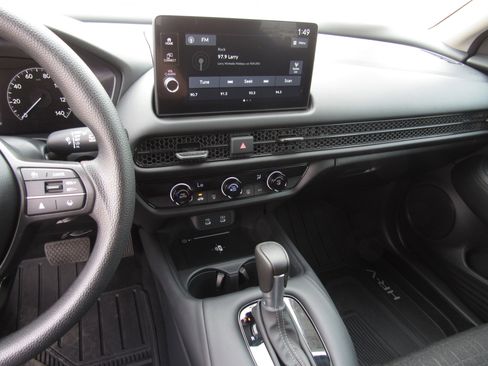 Used 2026 Honda HR-V LX image 17