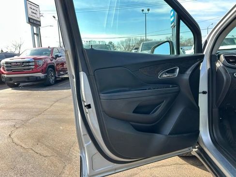 Used 2015 Buick Encore FWD image 23