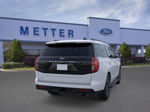 New 2026 Ford Expedition Active image 31