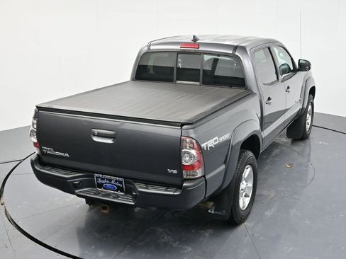Used 2015 Toyota Tacoma 4x4 Double Cab image 39