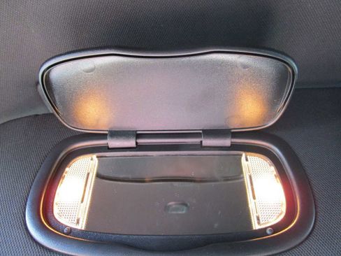 New 2026 Chrysler Voyager LX image 37