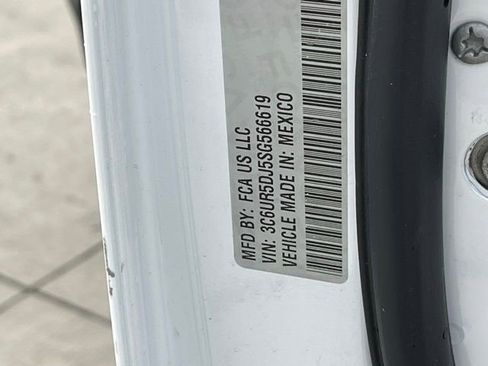 Used 2025 RAM 2500 Big Horn image 28