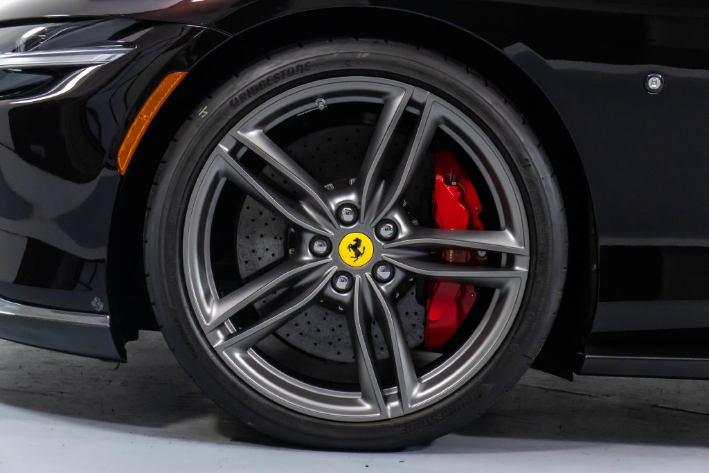 Certified 2024 Ferrari Roma Spider RWD image 63