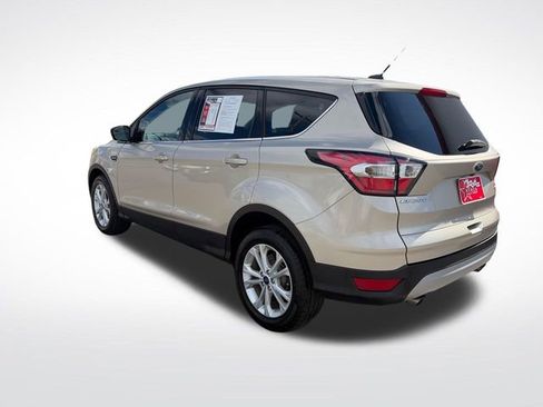 Used 2017 Ford Escape SE AWD/4WD image 5