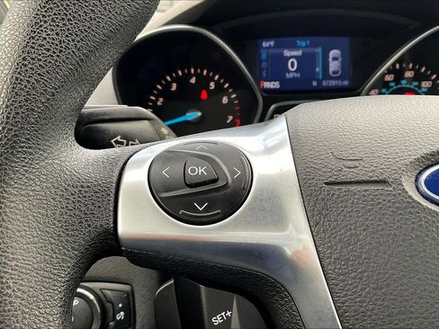 Used 2015 Ford Escape S image 11