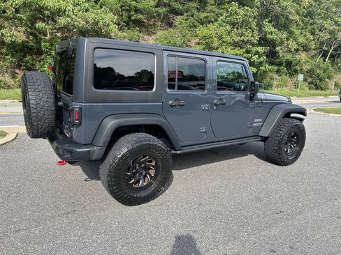 Used 2017 Jeep Wrangler Unlimited Sport w/ Quick Order Package 24S AWD/4WD image 8