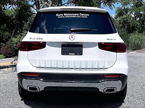 Used 2026 Mercedes-Benz GLB 250 4MATIC image 11