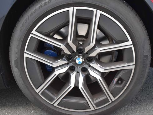 Certified 2024 BMW 740i xDrive AWD/4WD image 23