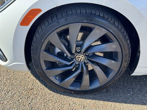 Used 2023 Volkswagen Arteon SEL w/ Arteon MDO Package image 8