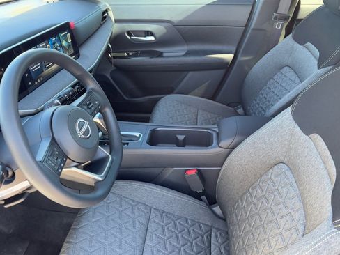 New 2026 Nissan Kicks SV image 19