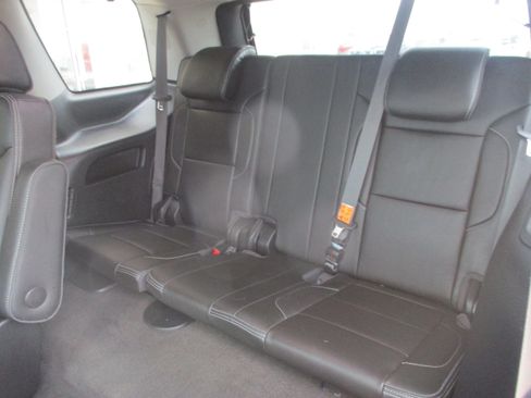 Used 2018 GMC Yukon Denali RWD image 5