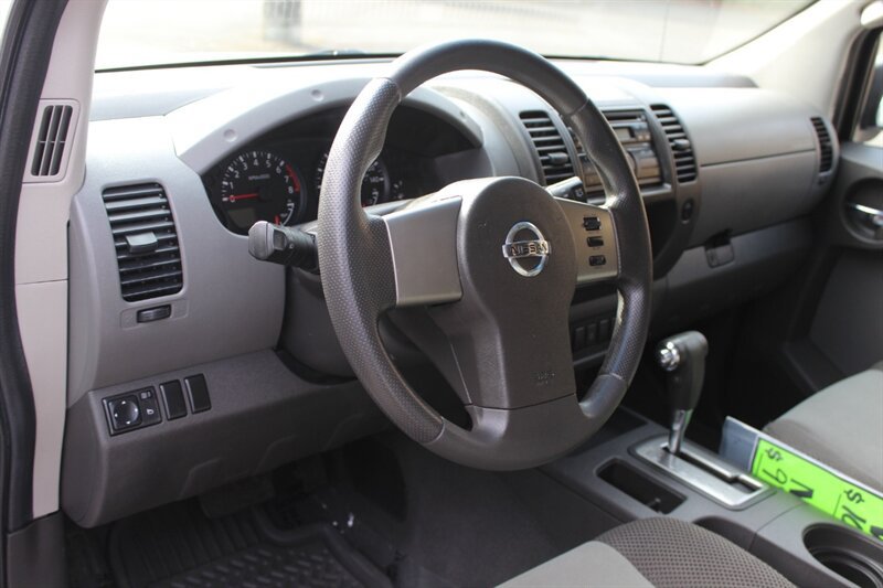 Used 2008 Nissan Xterra S w/ Tow Pkg AWD/4WD image 9