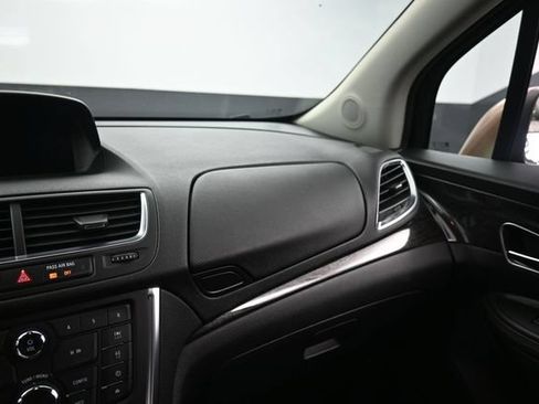 Used 2016 Buick Encore FWD image 21