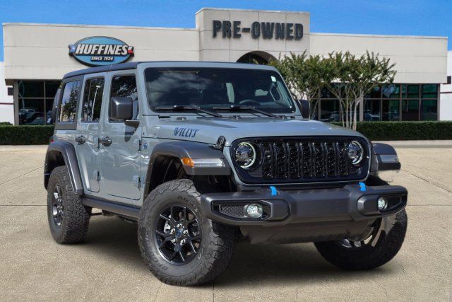 Used 2024 Jeep Wrangler Unlimited AWD/4WD image 1