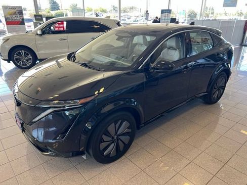 Used 2023 Nissan Ariya FWD image 10