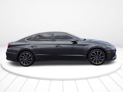 Used 2021 Hyundai Sonata Limited w/ Preferred Accessory Package