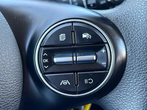 Used 2024 Kia Soul LX FWD image 14