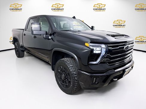 Used 2024 Chevrolet Silverado 2500 High Country w/ Midnight Edition AWD/4WD image 1