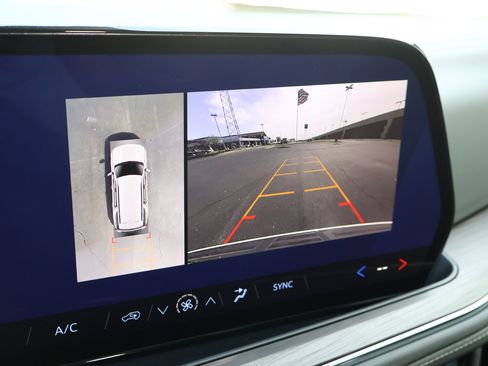 New 2026 Chevrolet Tahoe LS image 4