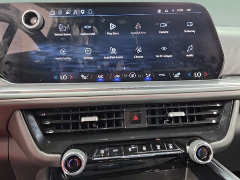 Used 2025 Chevrolet Tahoe RST w/ Comfort Package AWD/4WD image 15