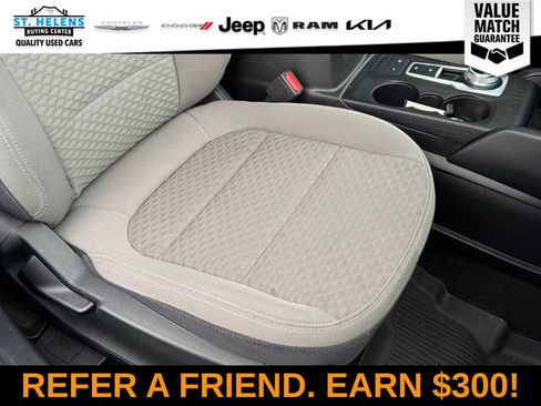 Used 2022 Ford Escape SE FWD image 31