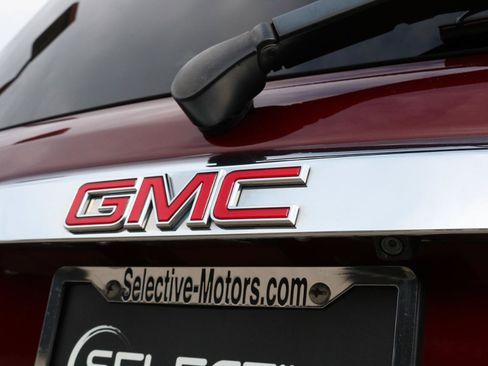 Used 2017 GMC Acadia Limited SLT AWD/4WD image 14