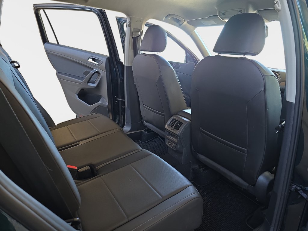 Used 2019 Volkswagen Tiguan SE AWD/4WD image 13