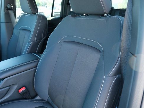 New 2025 Jeep Grand Cherokee Laredo w/ Luxury Tech Group I AWD/4WD image 23