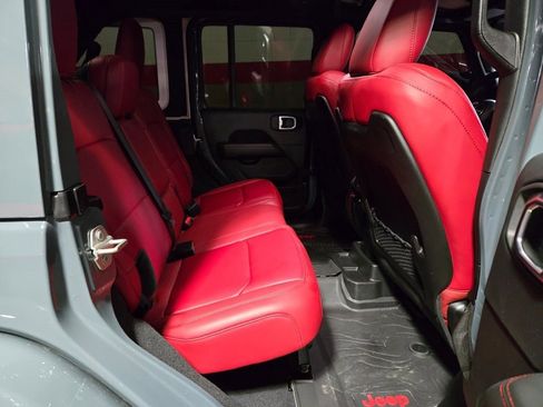 Used 2024 Jeep Wrangler Unlimited Rubicon 392 image 11