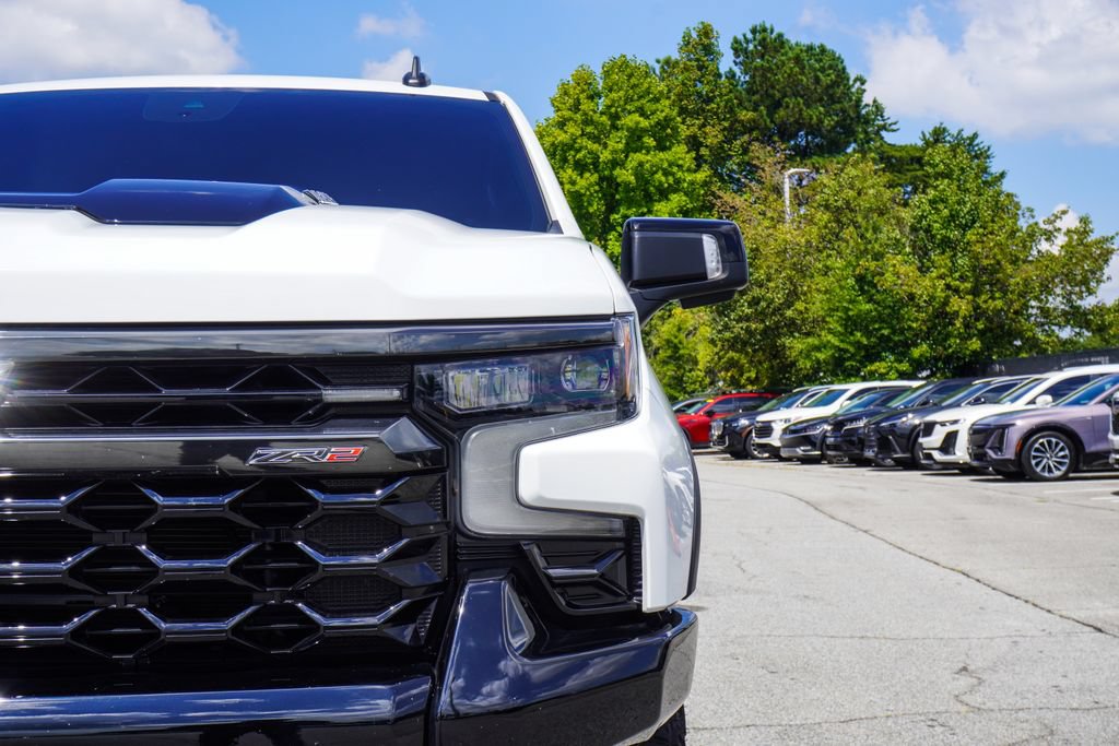 Used 2025 Chevrolet Silverado 1500 ZR2 w/ Technology Package AWD/4WD image 37