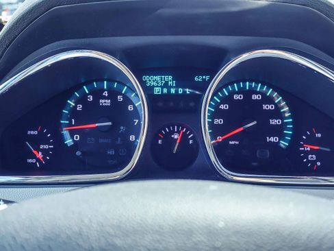Used 2009 Chevrolet Traverse LTZ AWD/4WD image 14