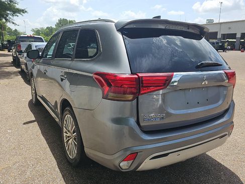 Used 2022 Mitsubishi Outlander LE AWD/4WD image 4