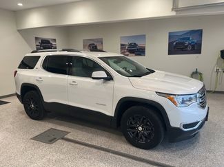 Used 2019 GMC Acadia SLT image 1