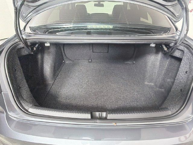 Used 2017 Volkswagen Jetta SEL FWD image 30