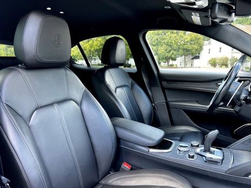 Used 2022 Alfa Romeo Stelvio Sprint image 29