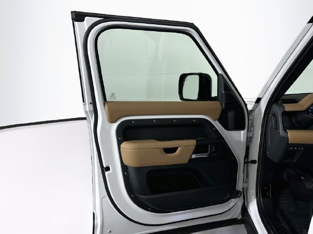 New 2026 Land Rover Defender 110 S AWD/4WD image 11