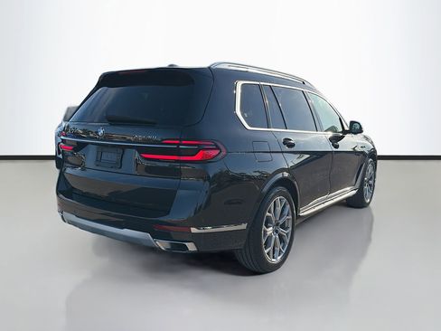 Used 2024 BMW X7 xDrive40i image 4