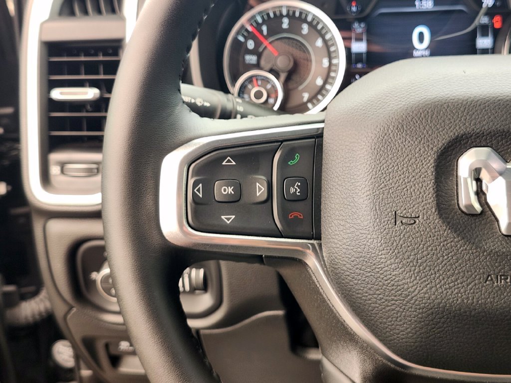 Used 2023 RAM 1500 Laramie AWD/4WD image 28