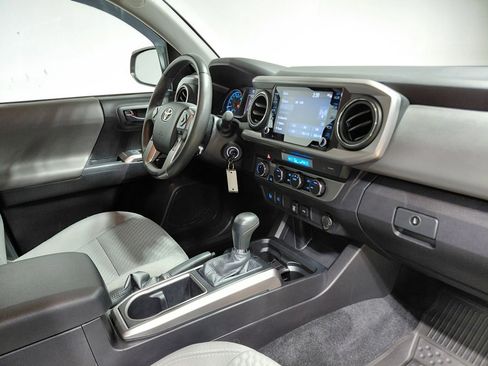 Used 2021 Toyota Tacoma SR5 image 24
