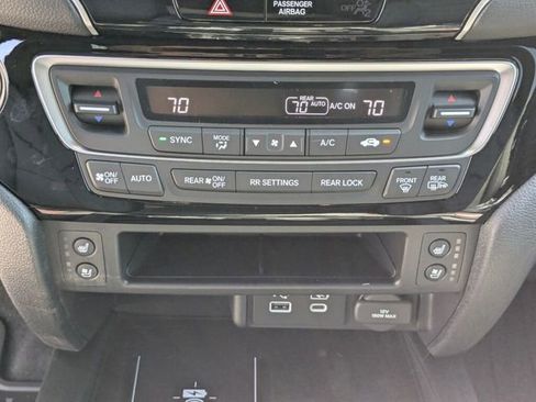 New 2026 Honda Ridgeline Black Edition image 12