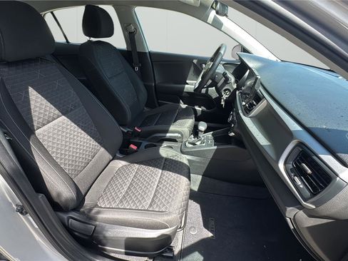 Used 2022 Kia Rio LX FWD image 14