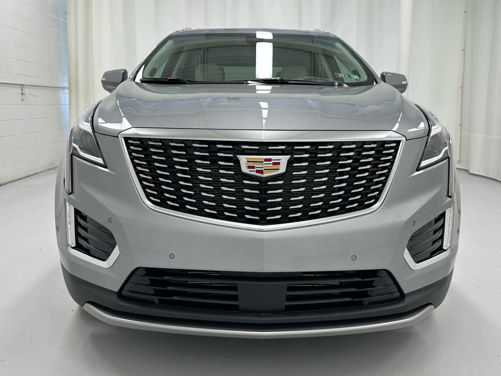 Used 2026 Cadillac XT5 Premium Luxury w/ Driver Assist Package AWD/4WD image 5
