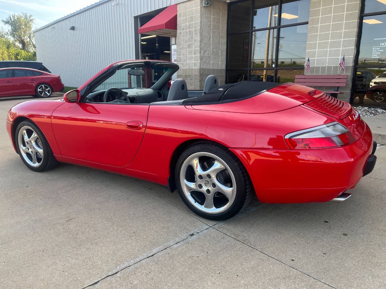Used 2001 Porsche 911 Cabriolet image 3