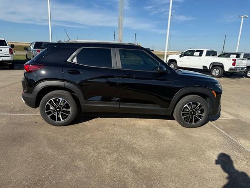 New 2026 Chevrolet TrailBlazer LT w/ Convenience Package image 7