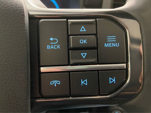 Used 2022 Ford F150 Platinum image 26