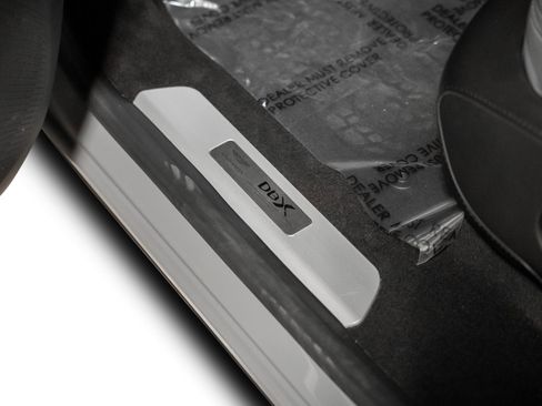 Used 2021 Aston Martin DBX image 61