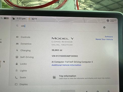 Used 2021 Tesla Model Y Long Range AWD/4WD image 13