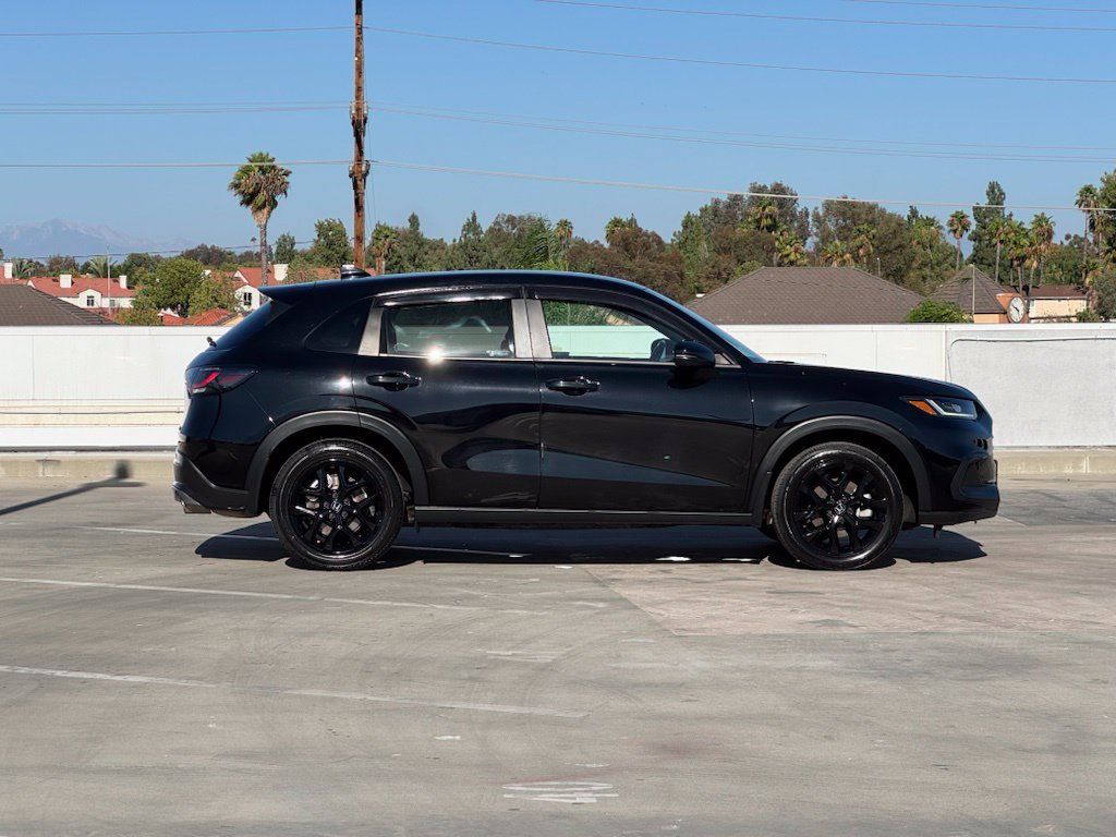 Used 2023 Honda HR-V Sport image 28