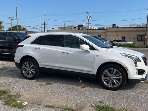 Used 2023 Cadillac XT5 Premium Luxury w/ LPO, Floor Liner Package AWD/4WD image 5